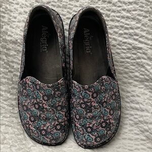 Alegria Multicolor Paisley Loafers